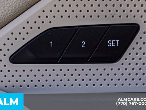 Used 2022 BMW i4 eDrive40 image 51