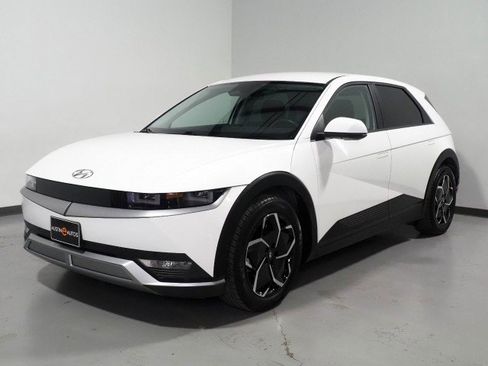 Used 2024 Hyundai Ioniq 5 SEL image 9