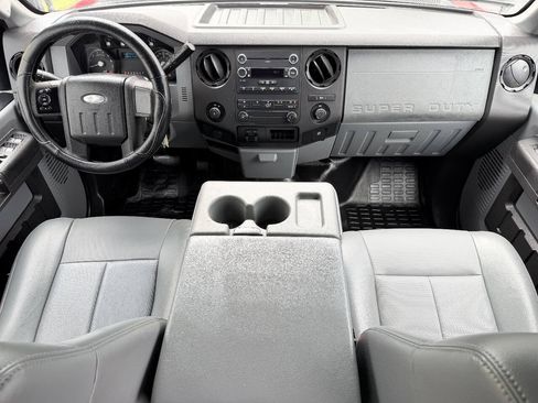 Used 2011 Ford F250 XL w/ PWR Equipment Group RWD image 7