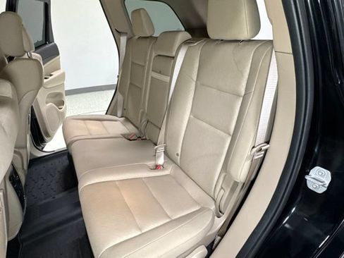 Used 2019 Jeep Grand Cherokee Laredo AWD/4WD image 25