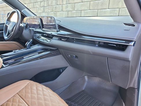 Certified 2023 Cadillac Escalade Sport w/ Touring Package image 32