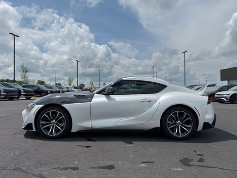 Used 2022 Toyota Supra RWD image 8