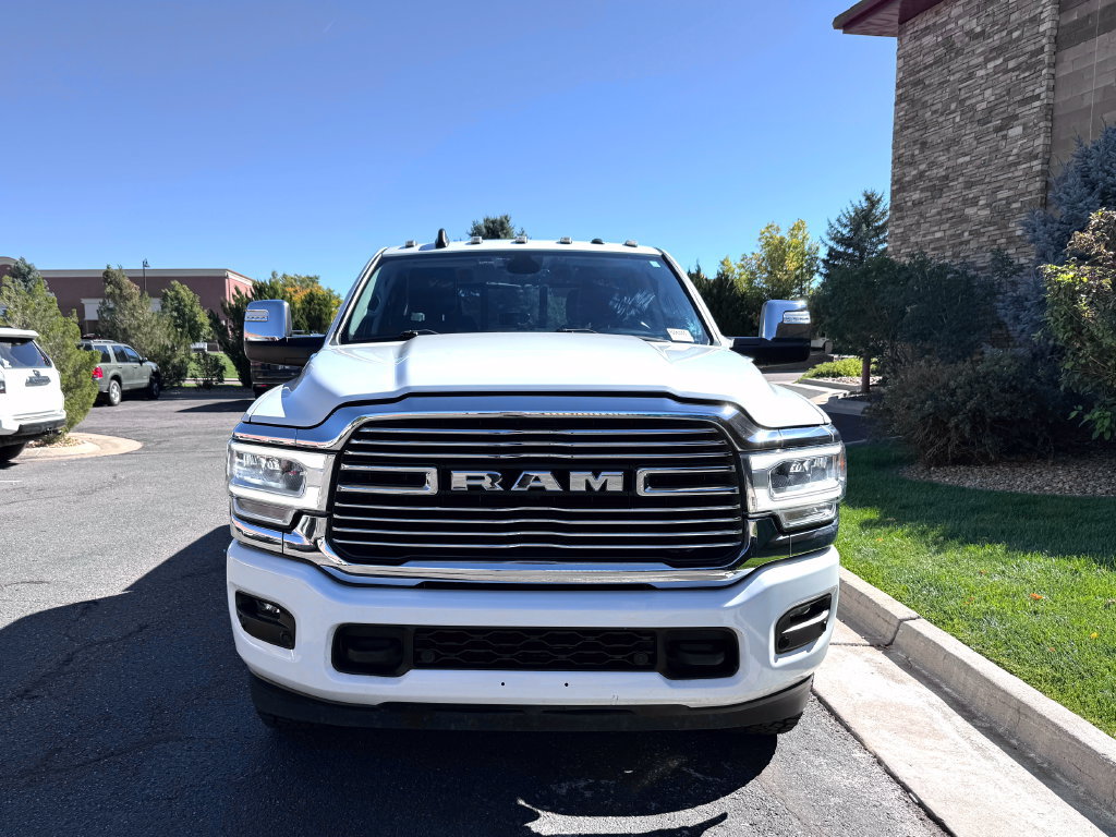 Used 2023 RAM 3500 Laramie AWD/4WD image 3