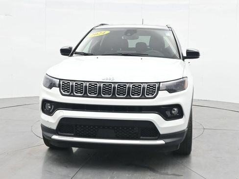 Used 2024 Jeep Compass Limited AWD/4WD image 2