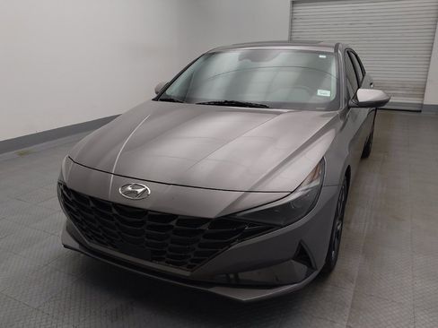 Used 2023 Hyundai Elantra Limited w/ Cargo Package FWD image 15