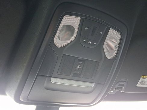 Used 2022 RAM 1500 Big Horn w/ Built-to-serve Edition image 25