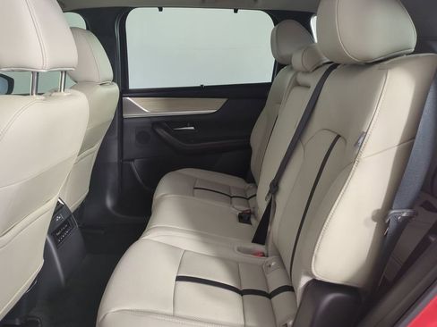 Used 2024 MAZDA CX-90 3.3 Turbo w/ Preferred Package image 16