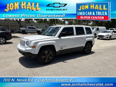 Used 2017 Jeep Patriot 75th Anniversary w/ Power Value Group FWD image 2