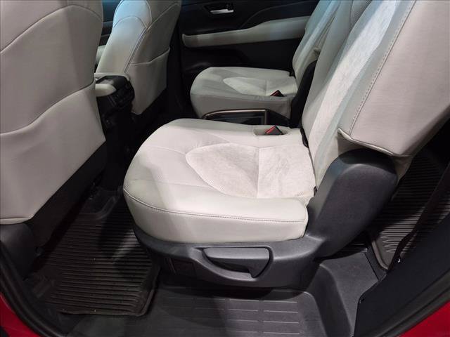 New 2026 Toyota Grand Highlander AWD Hybrid image 14