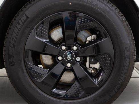 Used 2023 Land Rover Discovery Sport S R-Dynamic image 11