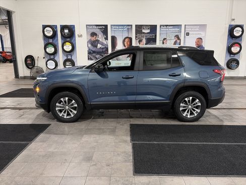 New 2026 Chevrolet Equinox LT w/ Convenience Package II image 8