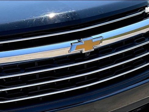 Used 2024 Chevrolet Traverse LT FWD image 28