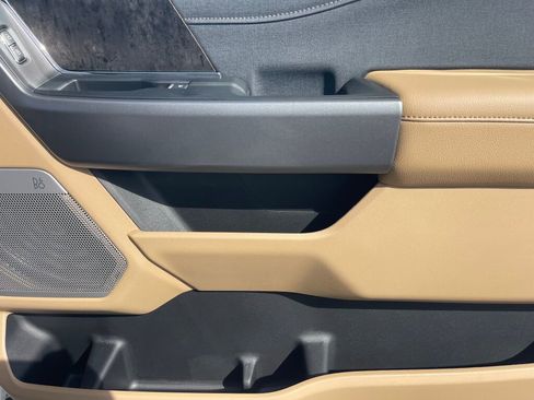 New 2025 Ford F250 Lariat w/ Lariat Ultimate Package image 15