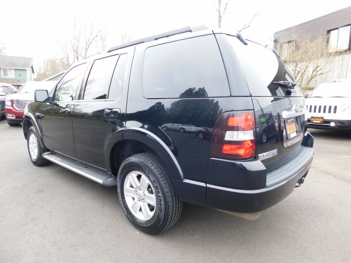 Used 2010 Ford Explorer XLT AWD/4WD image 3