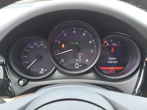 New 2026 Porsche Macan image 27