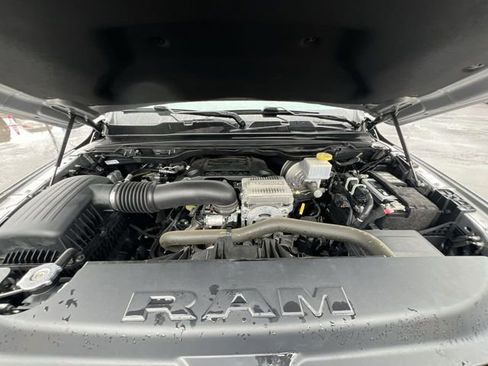 Used 2023 RAM 1500 Laramie AWD/4WD image 13