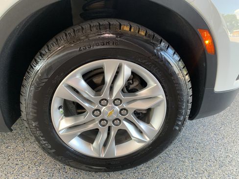 Used 2022 Chevrolet Blazer LT AWD/4WD image 36