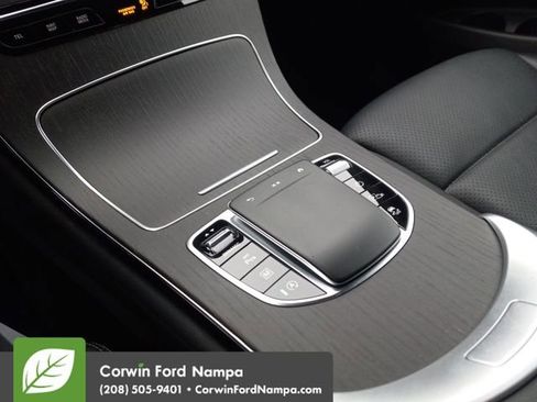 Used 2022 Mercedes-Benz GLC 300 4MATIC image 18