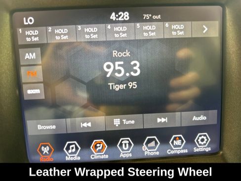 Used 2018 Jeep Compass Trailhawk w/ Leather Interior Group AWD/4WD image 15