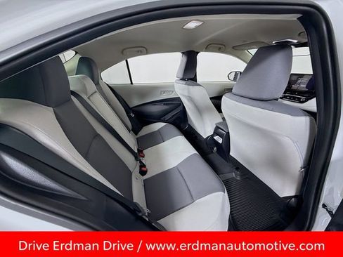 Certified 2025 Toyota Corolla LE image 29