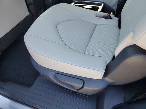 New 2026 Toyota Grand Highlander AWD Hybrid image 16