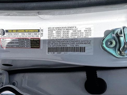 Used 2024 Acura RDX SH-AWD image 30