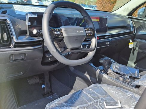 New 2026 Kia Sorento S w/ S Panoramic Sunroof Package image 7