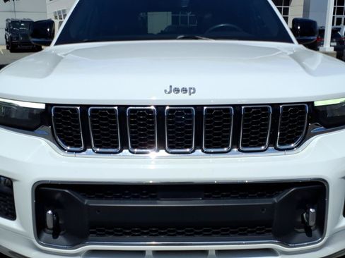 Used 2023 Jeep Grand Cherokee L Overland AWD/4WD image 15