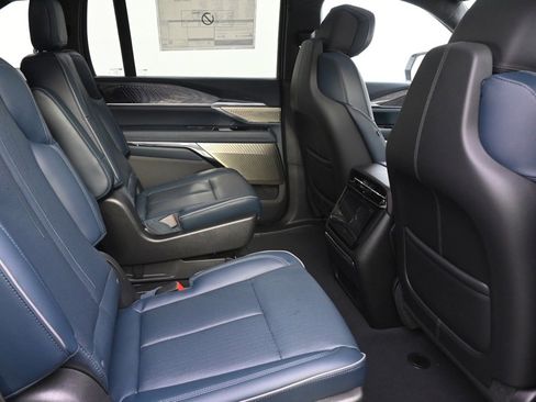New 2025 Cadillac Escalade IQ Luxury 2 image 18