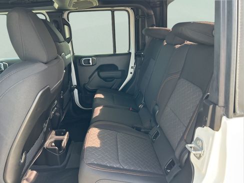 New 2026 Jeep Gladiator Mojave AWD/4WD image 9