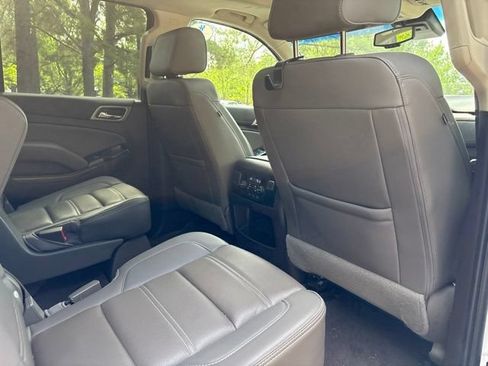 Used 2019 GMC Yukon XL Denali w/ Denali Ultimate Package AWD/4WD image 20