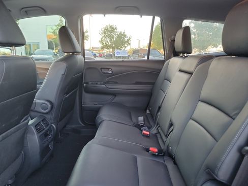 Certified 2022 Honda Pilot Special Edition image 17