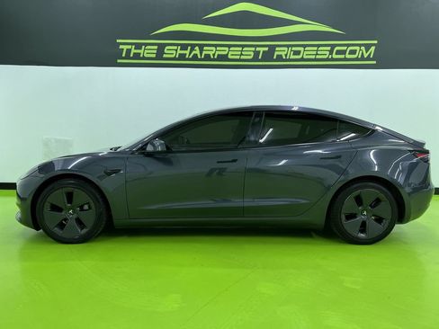 Used 2021 Tesla Model 3 Standard Range Plus RWD image 6