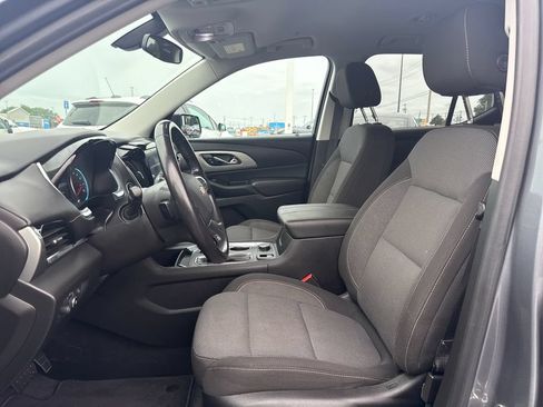 Certified 2020 Chevrolet Traverse LT FWD image 17