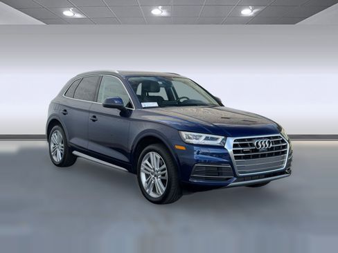 Used 2018 Audi Q5 Prestige AWD/4WD image 7