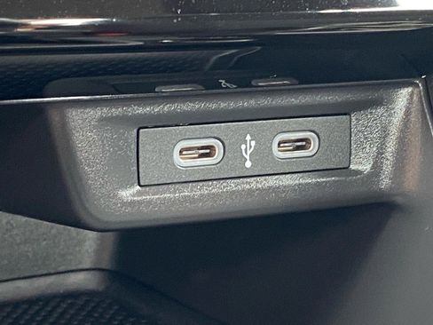 Certified 2025 Volkswagen Jetta S image 17