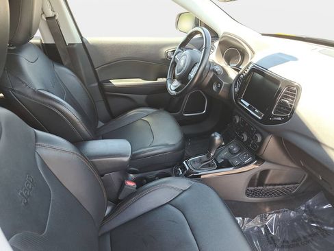 Used 2020 Jeep Compass Limited AWD/4WD image 10