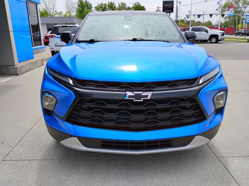 Used 2024 Chevrolet Blazer LT w/ Convenience Package FWD image 11