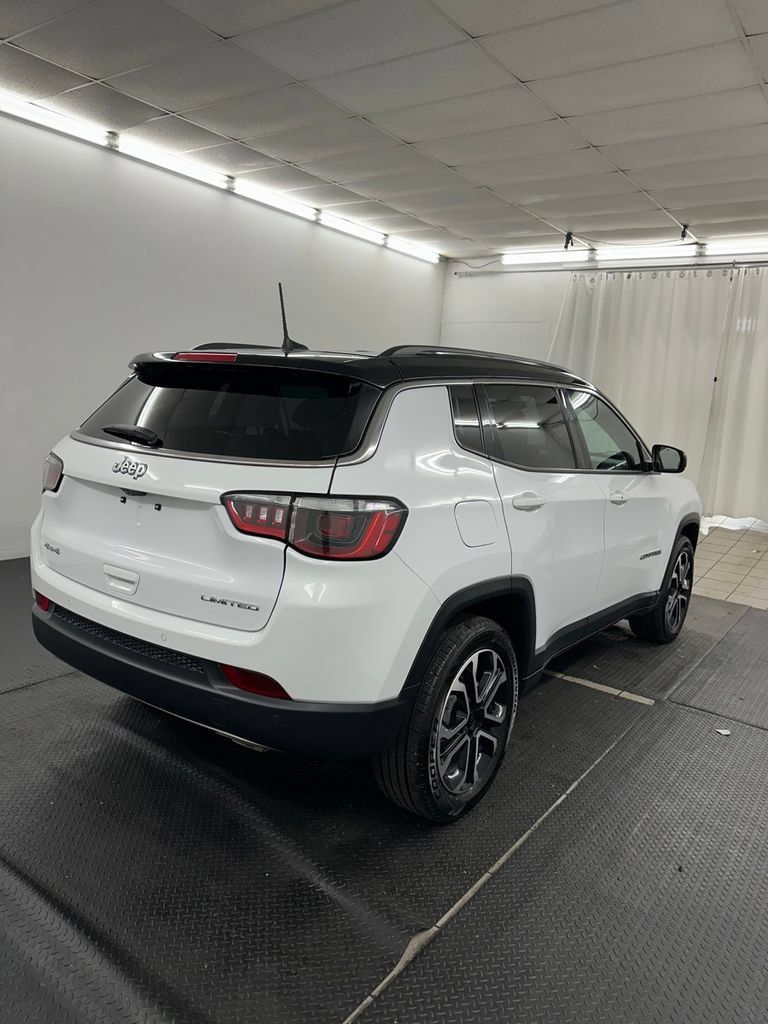 Used 2023 Jeep Compass Limited AWD/4WD image 14