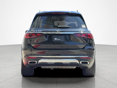 Used 2026 Mercedes-Benz GLS 450 4MATIC image 4