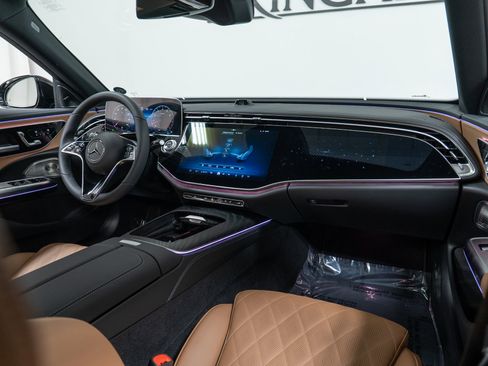 New 2026 Mercedes-Benz E 450 4MATIC All-Terrain Wagon image 17