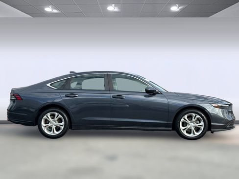 Used 2023 Honda Accord LX image 7