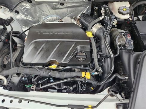 Certified 2024 Chevrolet Trax LT w/ Driver Confidence Package image 30