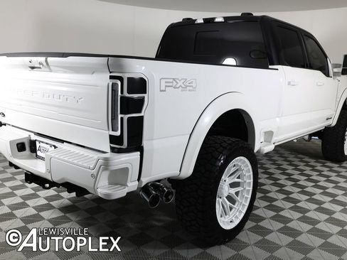 Used 2026 Ford F250 Platinum image 5