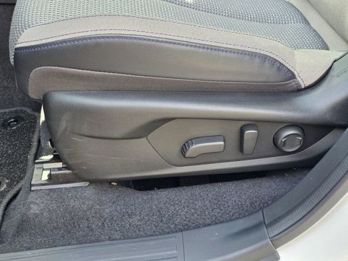 Certified 2025 Subaru Forester Premium AWD/4WD image 14