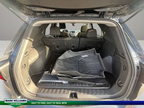 Used 2023 Chevrolet Equinox LT w/ LPO, Floor Liner Package image 39
