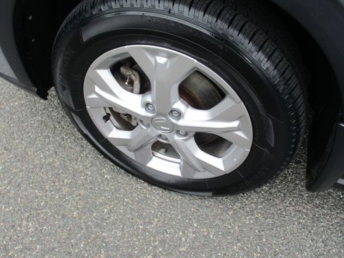 Certified 2023 Honda HR-V LX image 9