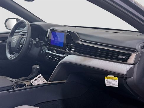 New 2026 Toyota Camry SE image 27