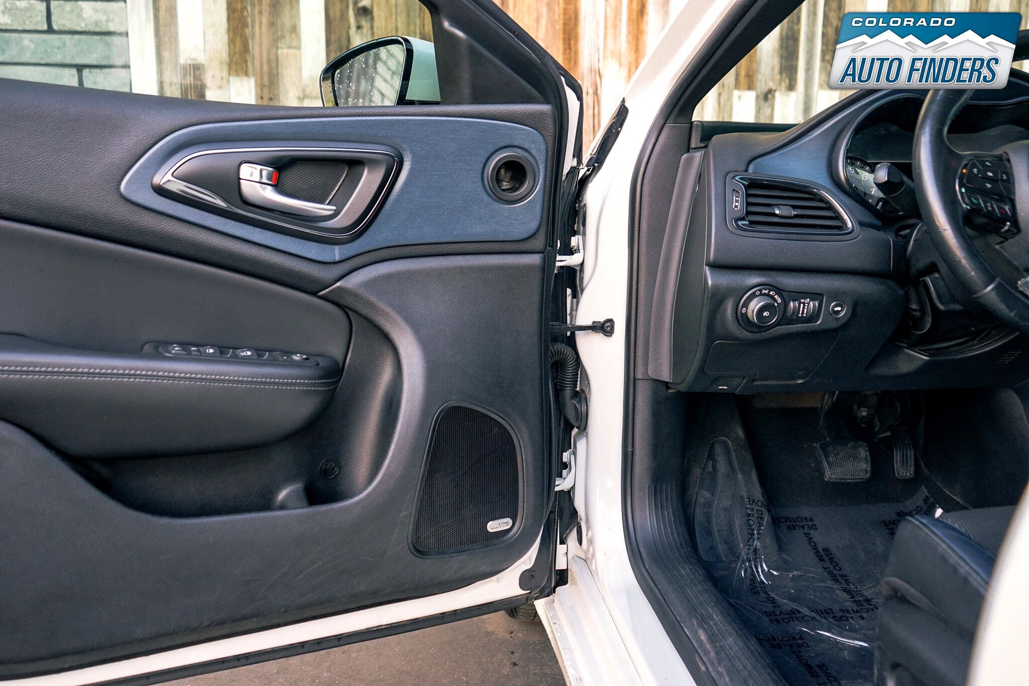 Used 2015 Chrysler 200 S w/ Navigation & Sound Group I AWD/4WD image 9
