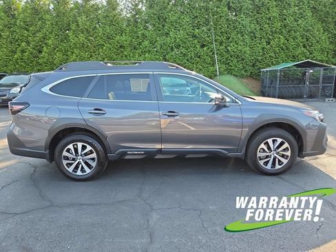 Certified 2025 Subaru Outback Premium w/ Popular Package #1A AWD/4WD image 8